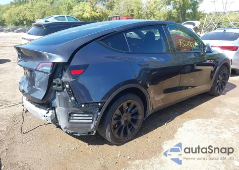 2024 Tesla Model Y Long Range Dual Motor All-Wheel Drive из США, поврежденный, VIN 7SAYGDEE5RA249757